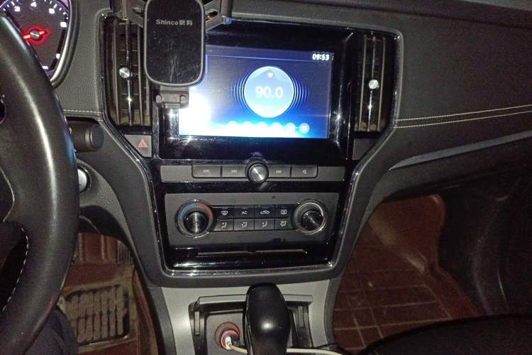 Used Roewe RX5 2016 20T Two-Wheel Drive Automatic Flagship Edition
