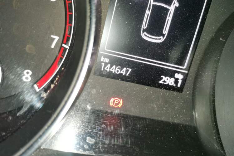 Used Volkswagen Golf 2015 1.4TSI Automatic Luxury Model
