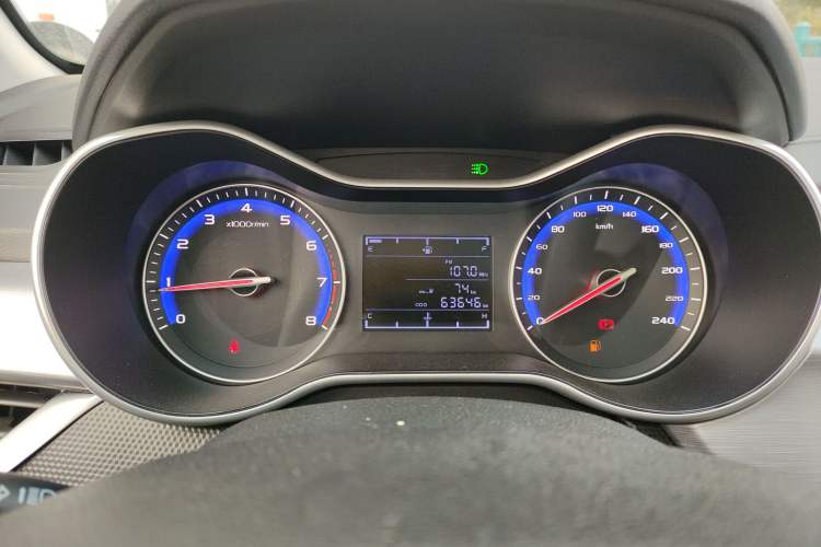 Used Geely Auto Vision 2019 Upgraded Model 1.5L Manual Luxury Version China VI Standard
