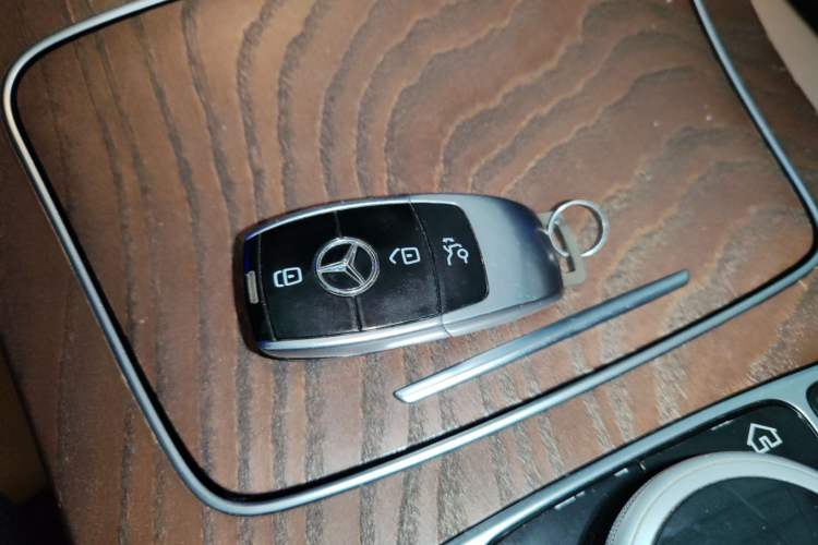 Used Mercedes-Benz E-Class 2018 E 300 L Stylish Model
