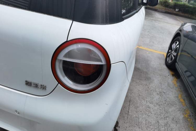 Used  Lumin 2023 301km Honey Dew Edition
