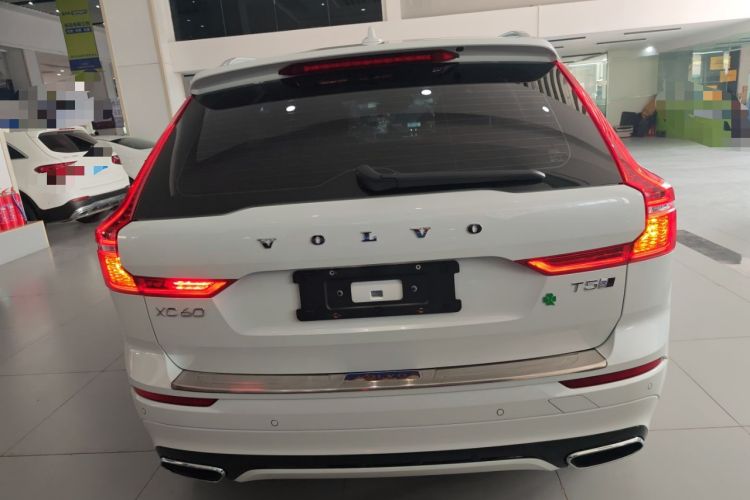 Used Volvo XC60 2019 T5 4x4 Zhiyuan Sport Edition China V Standard
