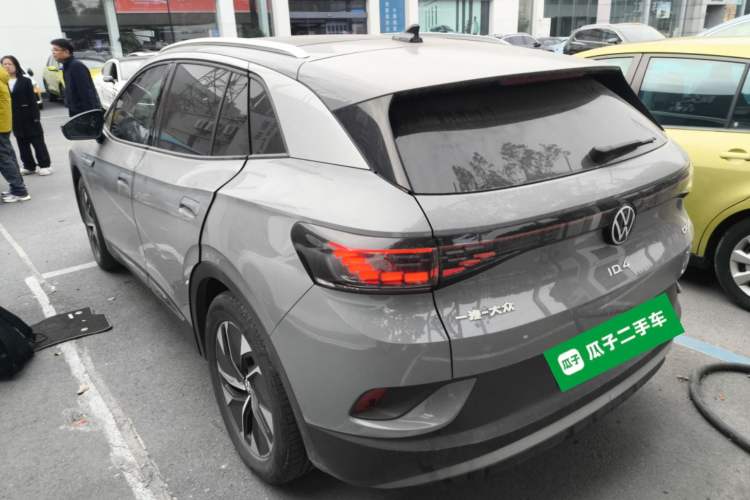 Used Volkswagen ID.4 CROZZ 2022 Long-Range PURE+ Edition
