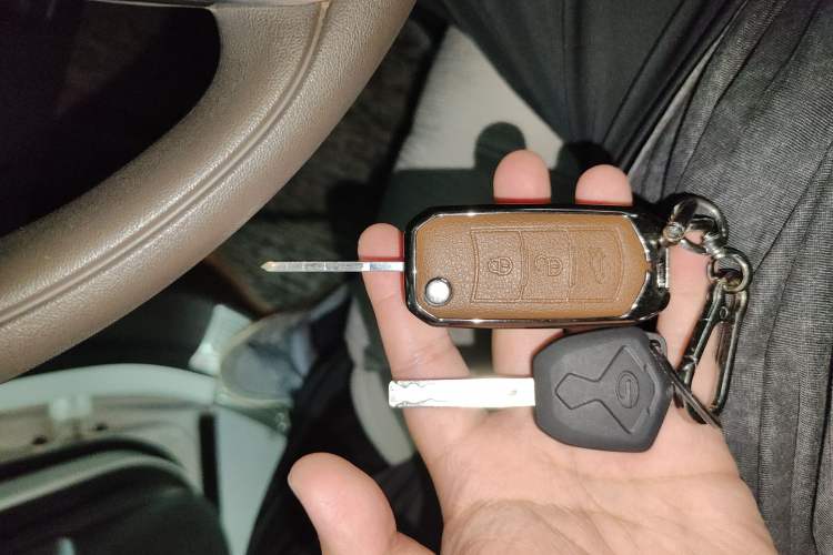 Used GAC Trumpchi M6 2019 270T Automatic Elite Edition (7-seater) China V Standard
