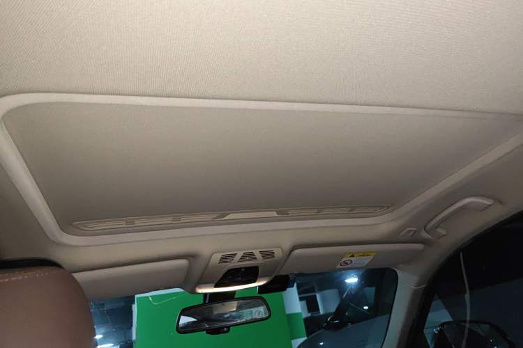 Used BMW 3 Series 2018 320Li Leading Model M Sport Package