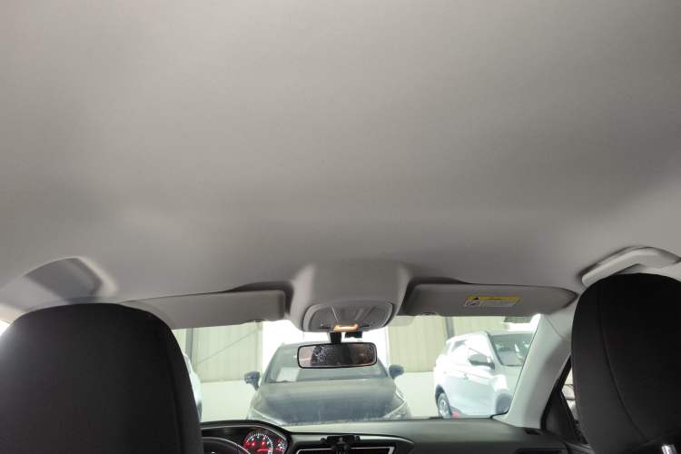 Used Peugeot 308 2016 1.6L Manual Fashion Edition
