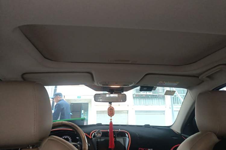 Used Ford Escort 2015 1.5L Automatic Fashion Model