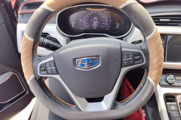 Used Geely Auto Emgrand X7 Sport 2018 1.8TD Automatic Two-Wheel Drive Smart Connect 4G Internet Edition
