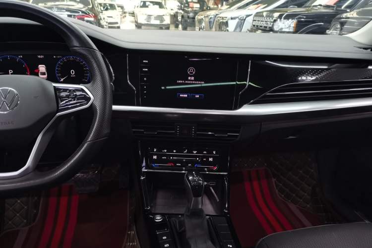 Used Volkswagen Passat 2023 Facelift 330TSI Luxury Edition
