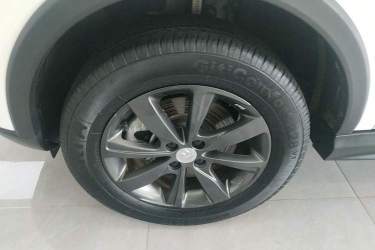 Used BYD Yuan New Energy 2019 EV360 Smart Connect Leading Model
