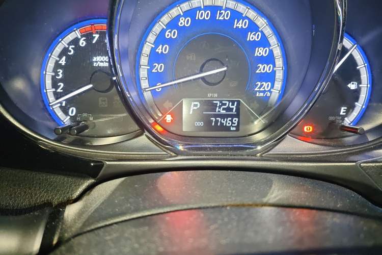 Used Toyota YARiS L 2016 Revised Version 1.5G CVT with Dynamic Sunroof
