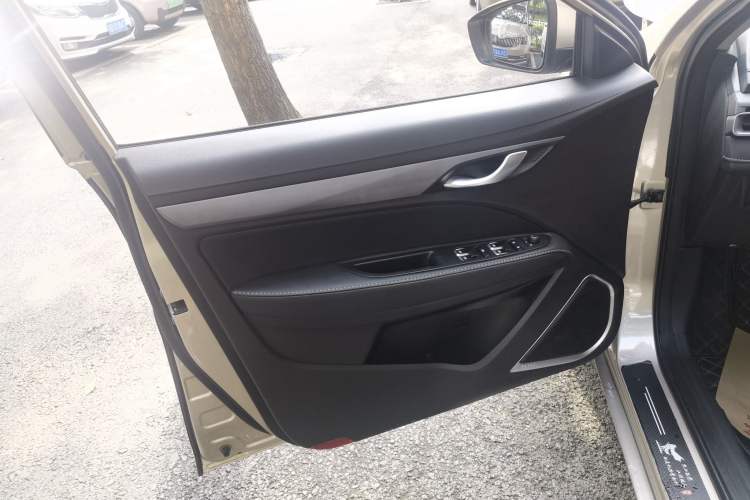 Used Geely Auto Emgrand 2021 UP 1.5L CVT Luxury Model
