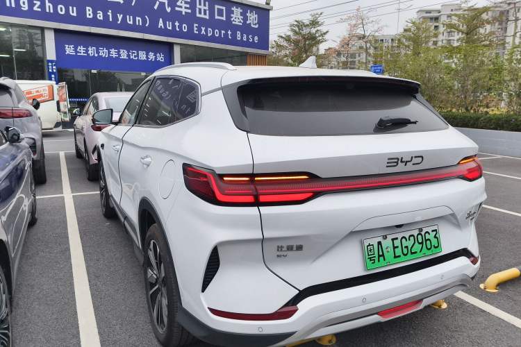 Used BYD Song PLUS New Energy 2025 EV with 605 km Range – Flagship Version

