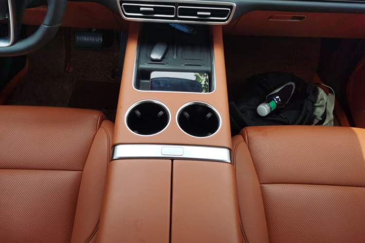 Used Li Auto L8 2024 PRO Model
