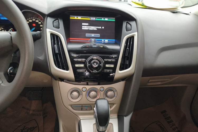 Used Ford Focus 2012 Sedan 1.6L Automatic Comfort Model
