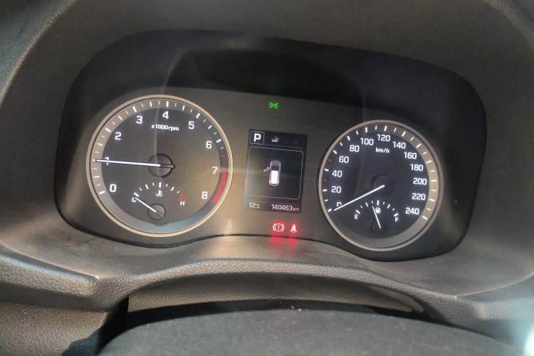 Used Hyundai Tucson 2015 1.6T Dual-Clutch Two-Wheel-Drive Smart Model
