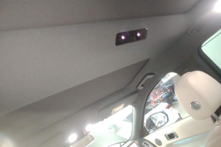 Used Li Auto L8 2023 Pro Model
