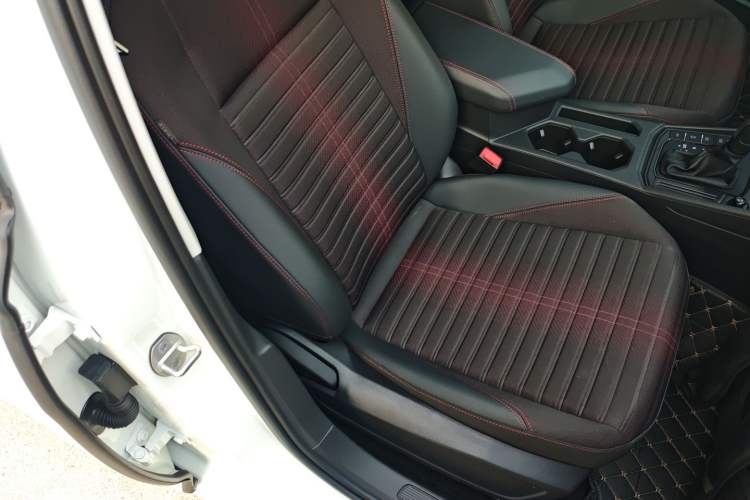 Used Volkswagen Lavida 2024 300TSI DSG Starry Sky Deluxe Edition
