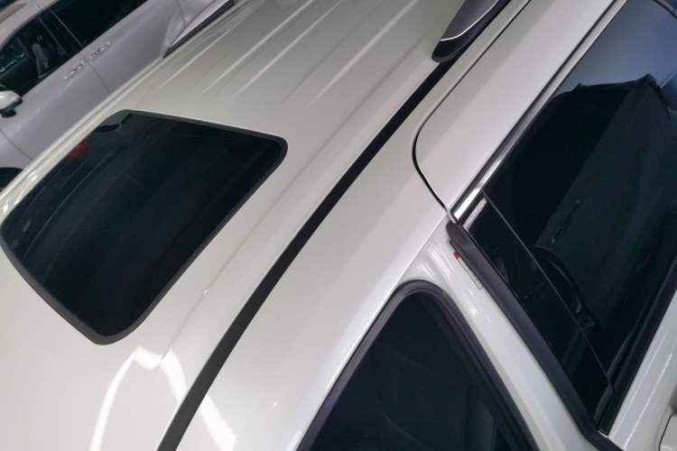 Used Toyota Granvia 2024 2.5L Hybrid Prestige PLUS Edition