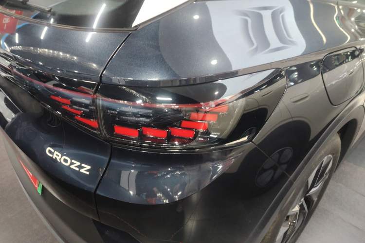 Used Volkswagen ID.4 CROZZ 2025 Pure Edition