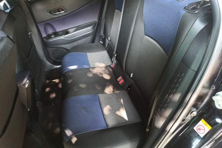 Used Toyota C-HR 2018 2.0L Leading Edition China V-standard