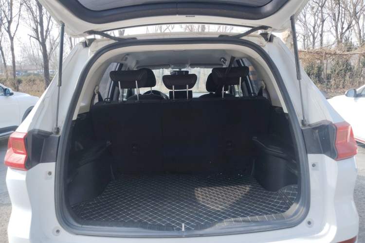 Used Haval M6 2021 PLUS 1.5T DCT Elite Smart Connectivity Model