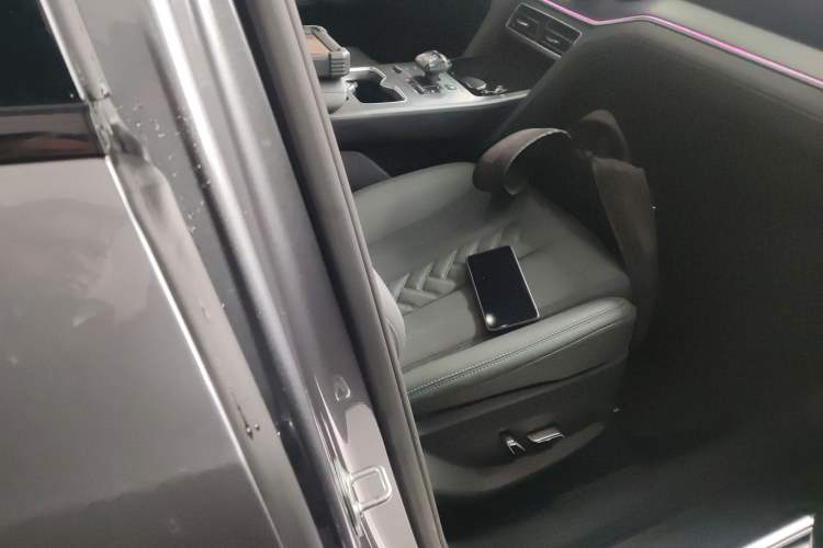 Used BYD Song L DM-i 2025 Intelligent Driving Version 112 km Beyond-Range Type