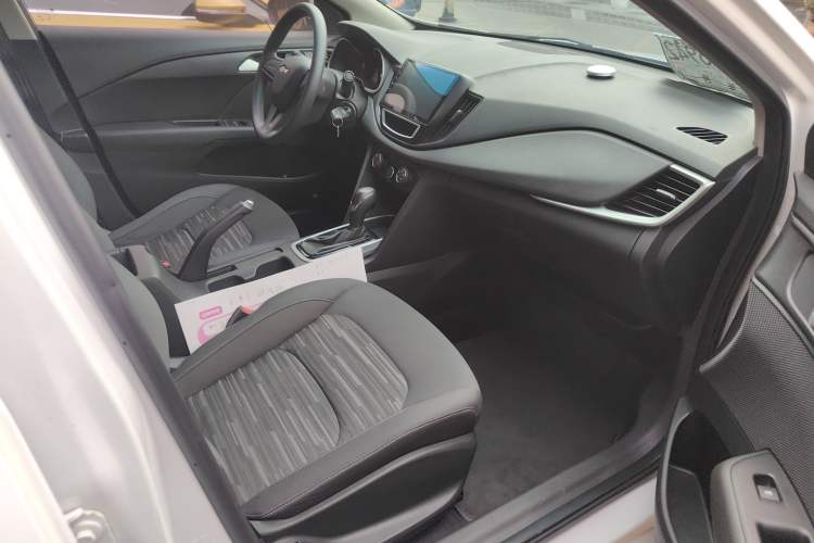 Used Chevrolet Cavalier 2019 320 Automatic Enjoyment with Sunroof