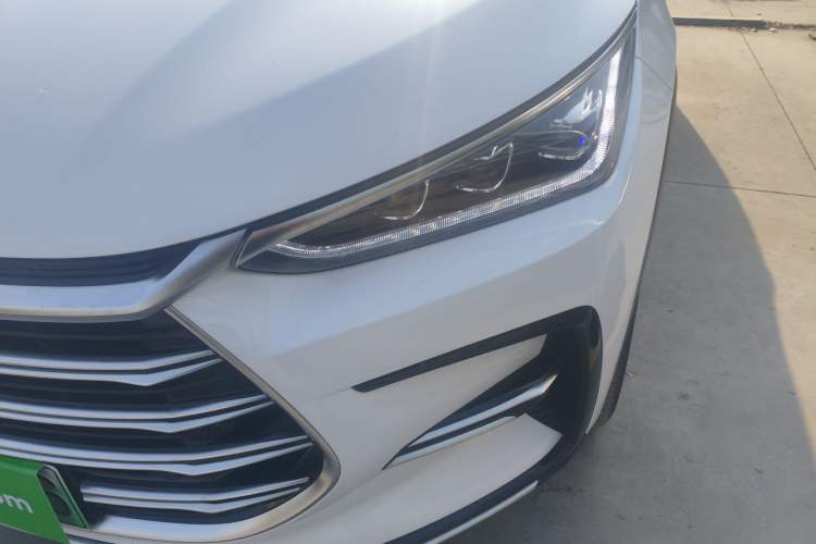 Used BYD Tang New Energy 2021 DM 2.0T Four-Wheel Drive High-Performance Flagship Model
