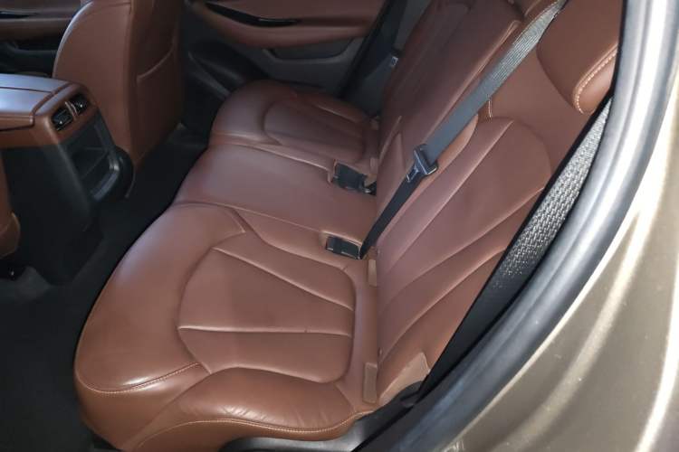 Used Buick Envision 2019 28T Four-Wheel Drive Elite Version China VI Standard
