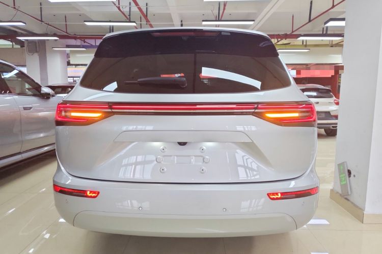 Used Hima AITO M7 2024 1.5T Intelligent Drive 4WD Ultra Version 5 Seats
