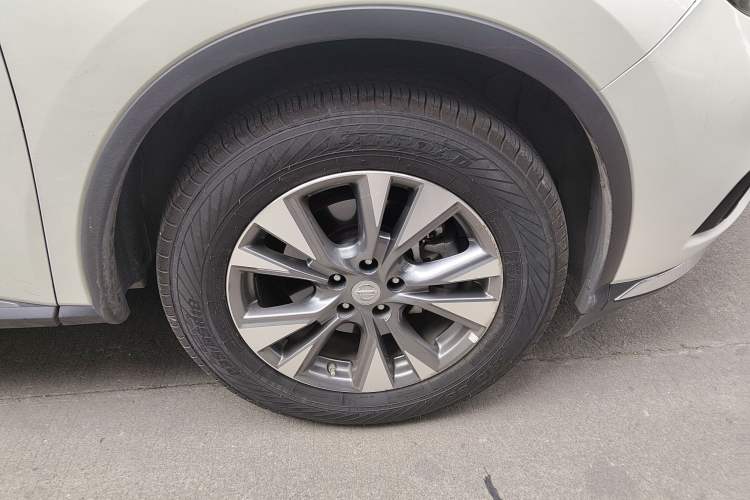 Used Nissan Murano 2021 2.5L XL Two-Wheel Drive Smart Connect Luxury Edition