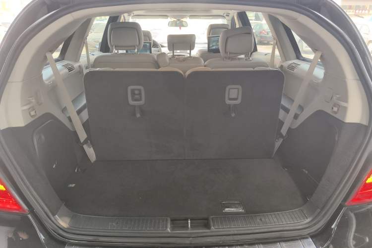 Used Mercedes-Benz R-Class 2014 R 320 4MATIC Business Model
