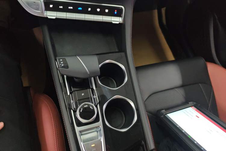 Used Changan Eado 2024 PLUS Blue Whale NE 1.4T GDI DCT High-Energy Edition