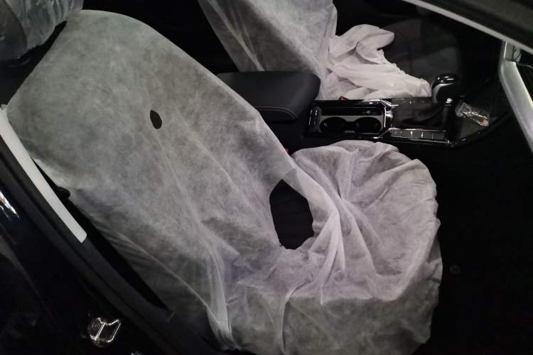 Used Volkswagen Passat 2025 Outstanding Model 330TSI Elite Edition
