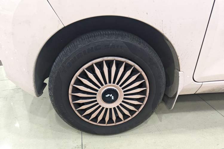 Used Wuling Hongguang MINIEV 2022 Macaron Premium Model – Lithium Ternary Battery