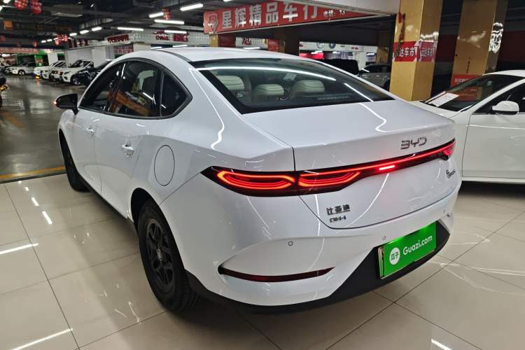 Used BYD Qin PLUS 2025 DM-i Smart Drive 55KM Leading Model
