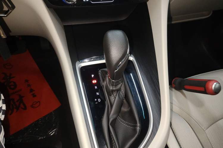 Used Buick GL6 2019 18T 6-Seater Elite Version China VI Standard
