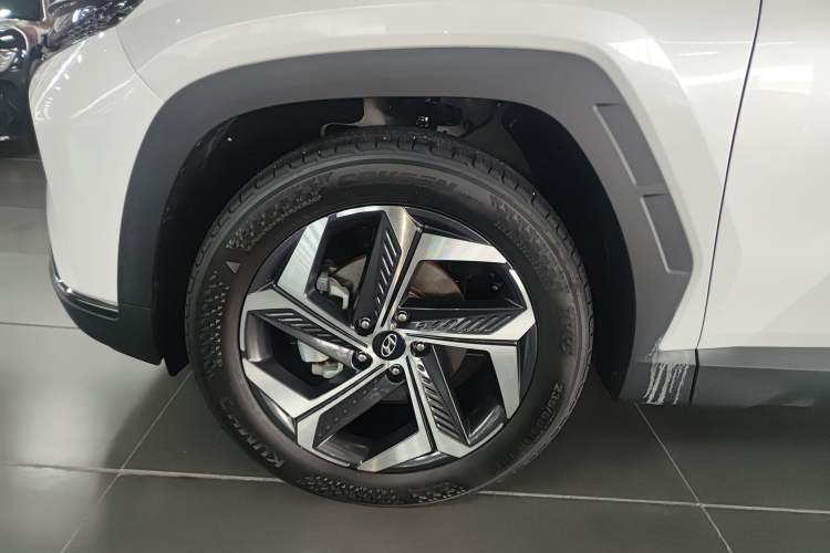 Used Hyundai Tucson 2023 Tucson L 1.5T Automatic Two-Wheel Drive DLX Luxury Edition