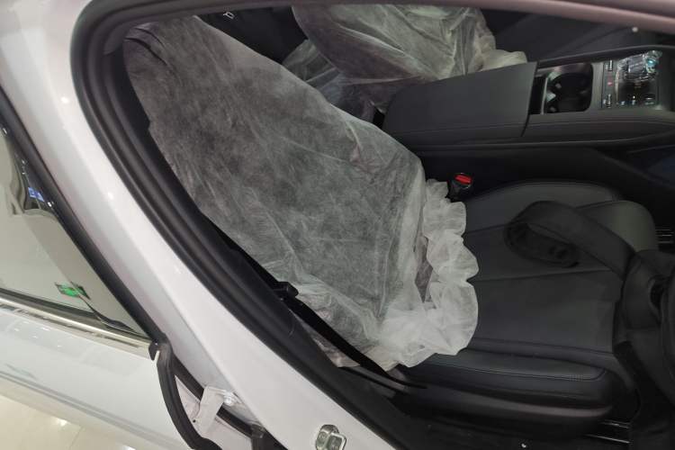 Used BYD Qin L 2025 DM-i Smart Drive 80KM Leading Model
