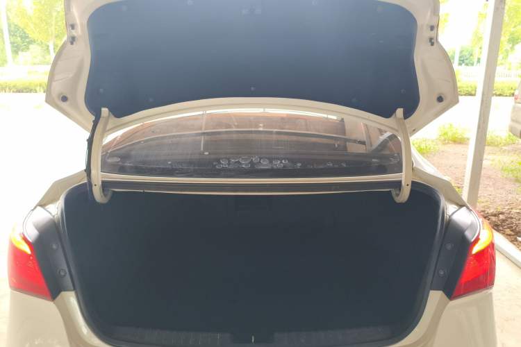 Used Hyundai Mistra 2014 1.8L Automatic Smart GLS
