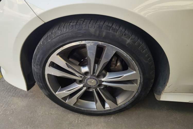 Used Mercedes-Benz E-Class 2015 Restyled E 260 L Sport Edition
