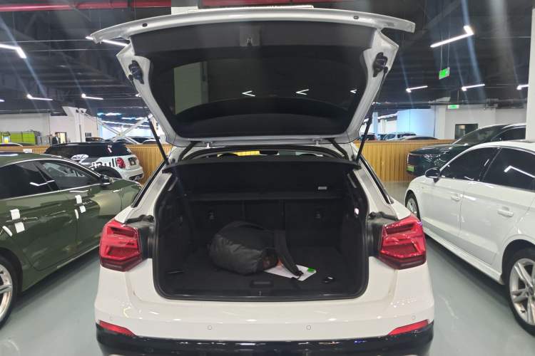 Used Audi Q2L 2021 35 TFSI Fashion Dynamic Model
