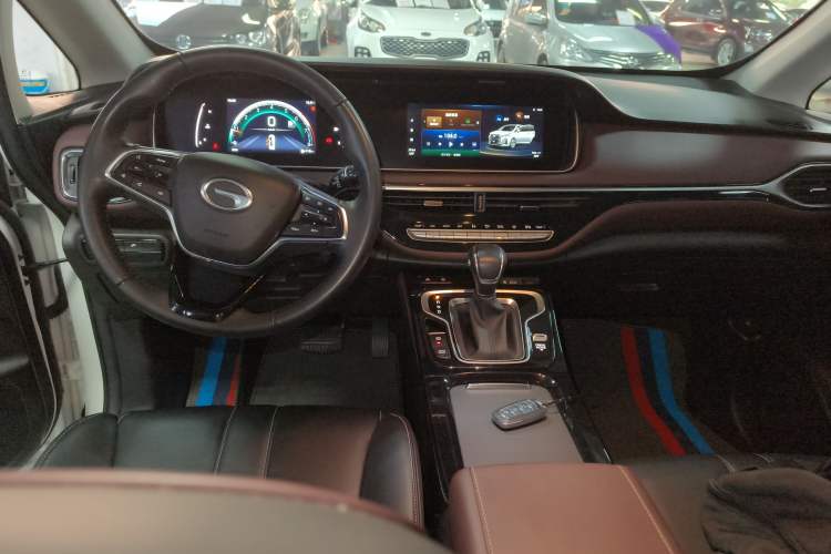 Used GAC Trumpchi M6 2023 PRO 270T DCT Luxury Edition
