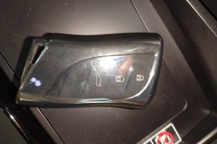 Used Lexus ES 2025 200 Premium Edition