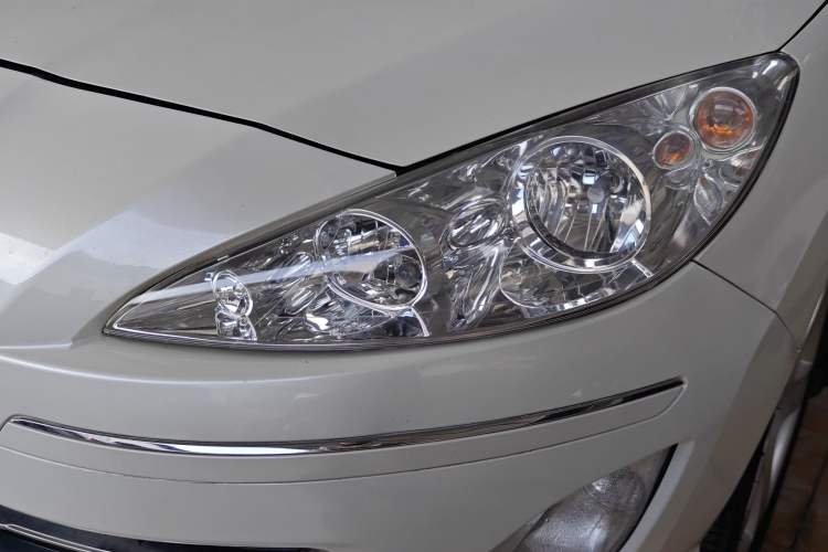 Used Peugeot 408 2013 2.0L Automatic Comfort Edition
