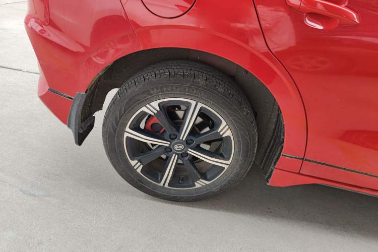 Used BYD e2 2019 Standard Range Model – Smart & Comfortable Version
