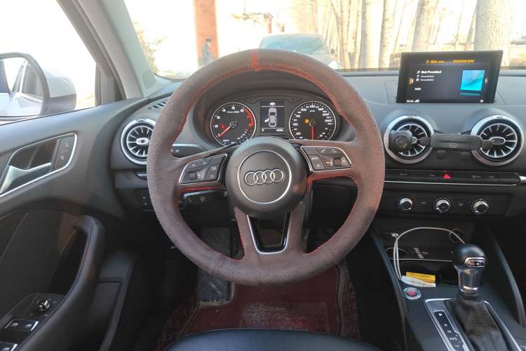 Used Audi A3 2020 Limousine 35 TFSI Fashion Edition China VI Emission Standard