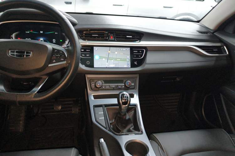 Used Geely Auto Emgrand 2019 Leading Edition 1.5L Manual Upward Asian Games Edition China VI
