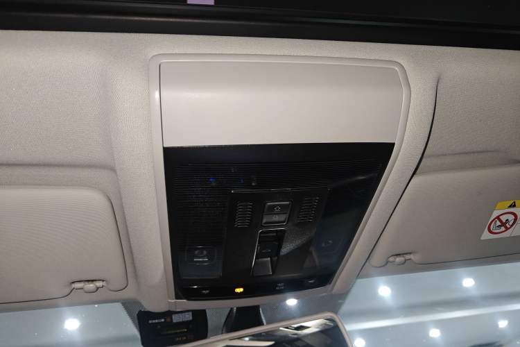 Used Volkswagen Passat 2020 330TSI Elite Edition China VI